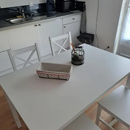 Appartement La pointe. Saint-Sulpice (Vienne)